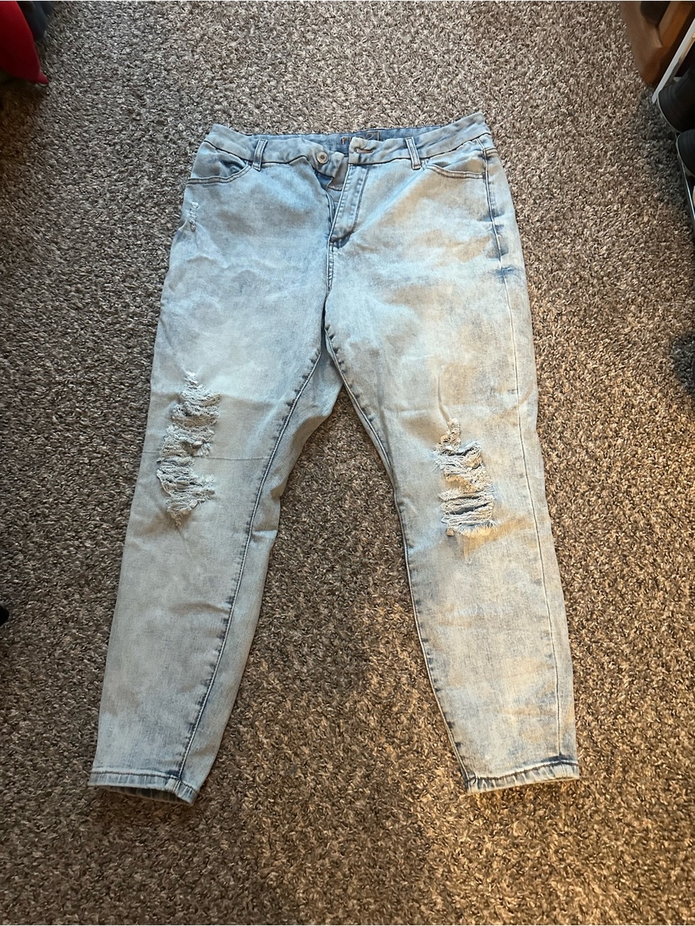 Classic Light Wash Distressed Women’s Jeans